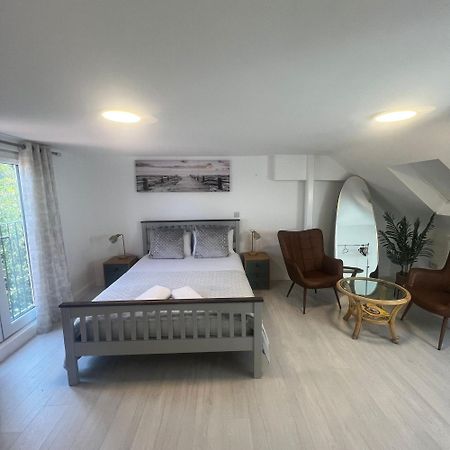 Beautiful Home In Oxford Buitenkant foto